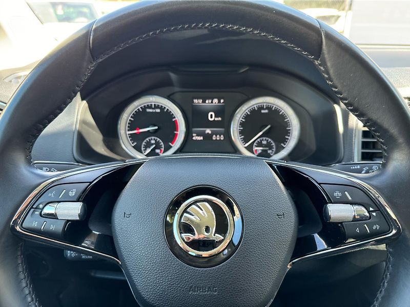 Škoda Karoq 1.5 TSI DSG Style - fotka 20 z 22