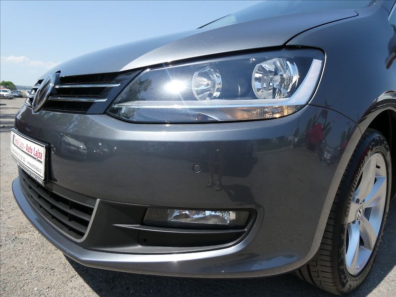 Volkswagen Sharan 2,0 TDi 110kW webasto, 2x kola - fotka 4 z 50