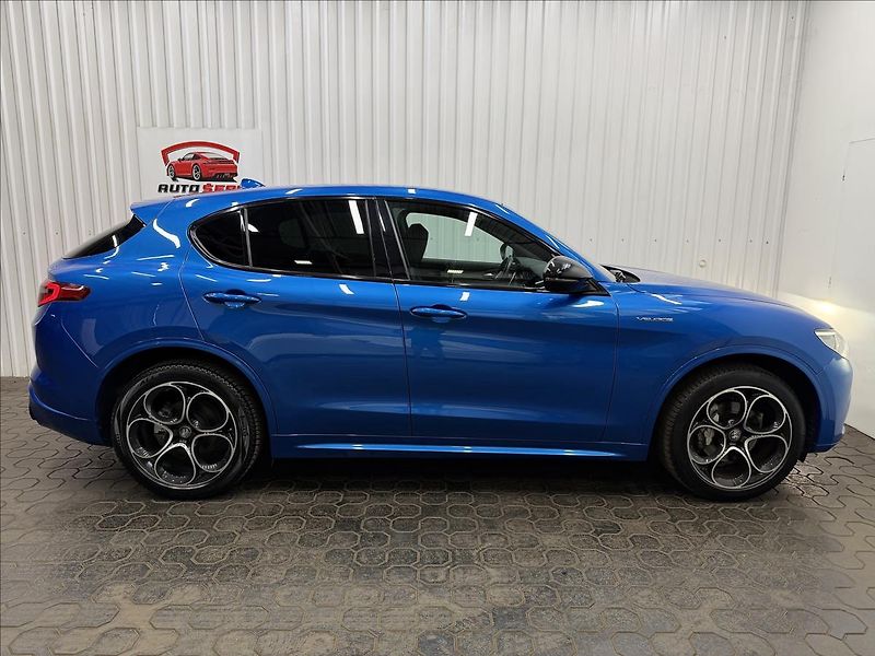 Alfa Romeo Stelvio VELOCE 154kW Q4 - fotka 10 z 44