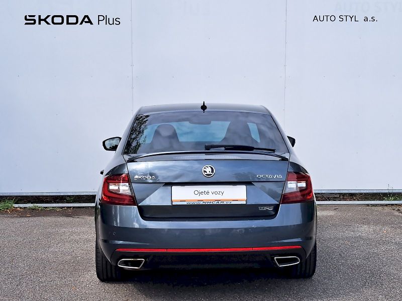 Škoda Octavia (2018) RS 2,0 TDI 135 kW - fotka 9 z 22