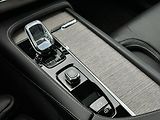 Volvo XC90 B5 AWD Ultimate PANO VZDUCH - náhled 10