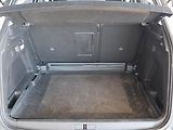 Peugeot 3008 (2017) Allure 1.2 PureTech - náhled 13