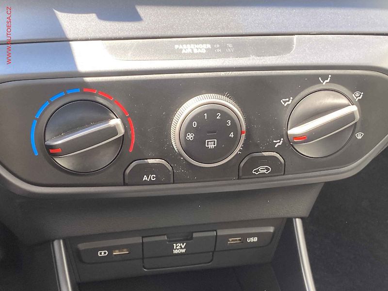 Hyundai Bayon (2023) 1.0 T-GDi, 2.maj,ČR, Smart - fotka 13 z 18