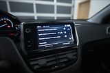 Peugeot 2008 1,2 i 1. AUT. AC VÝHŘEV 1. MAJ - náhled 32