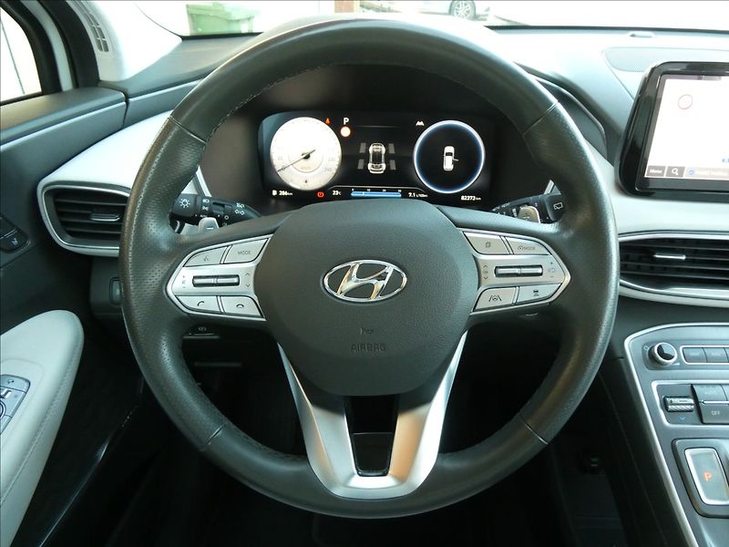 Hyundai Santa Fe 2,2 CRDi LUXURY 4x4 1.majitel - fotka 35 z 46