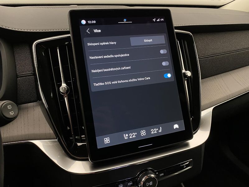 Volvo XC90 (2026) T8 AWD Plug-in DARK PLUS 7m - fotka 61 z 78