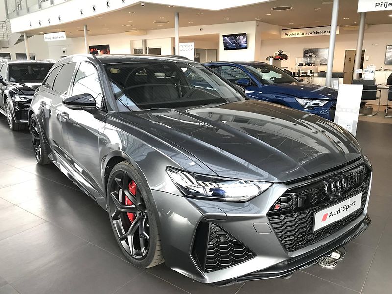 Audi A6 RS6 Performance Quattro 8TT 4, - fotka 2 z 17