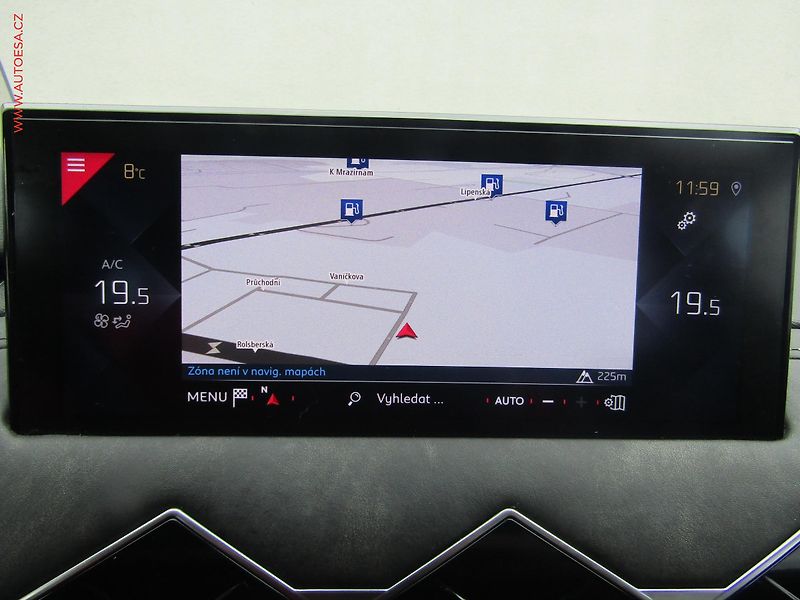 DS Automobiles DS3 (2019) 1.2PT, AT, LED, navi - fotka 17 z 22