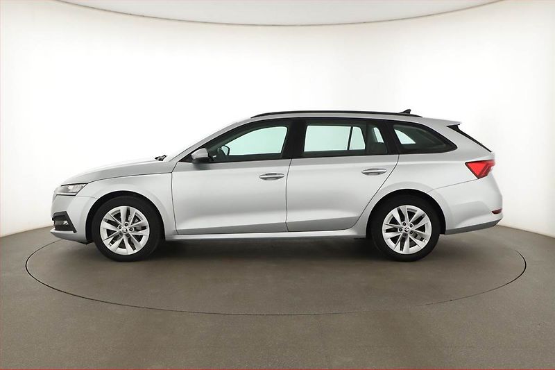 Škoda Octavia (2020) 2.0 TDI, Navi, Tempomat - fotka 3 z 16