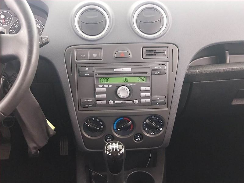 Ford Fusion (2010) 1.4, nová STK, jezdí výborně - fotka 12 z 17