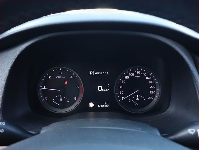 Hyundai Tucson (2016) 2.0 CRDi, 4X4, Automat, Kůže - fotka 11 z 20