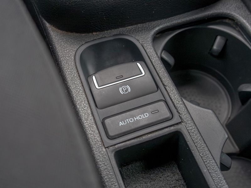 Volkswagen Tiguan (2010) ČR 2.0TSI 125KW 4x4 - SERVIS - fotka 27 z 48