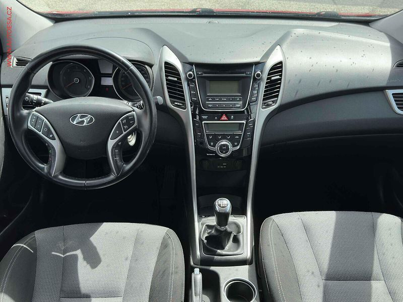 Hyundai i30 (2016) 1.6CRDI, STK7/28 - fotka 8 z 18