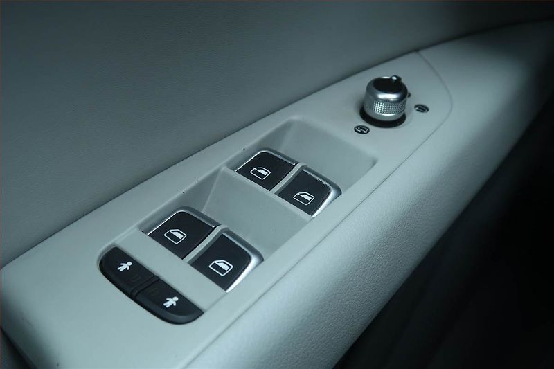 Audi A7 (2011) 3.0 TDI, 4X4, Automat - fotka 21 z 25