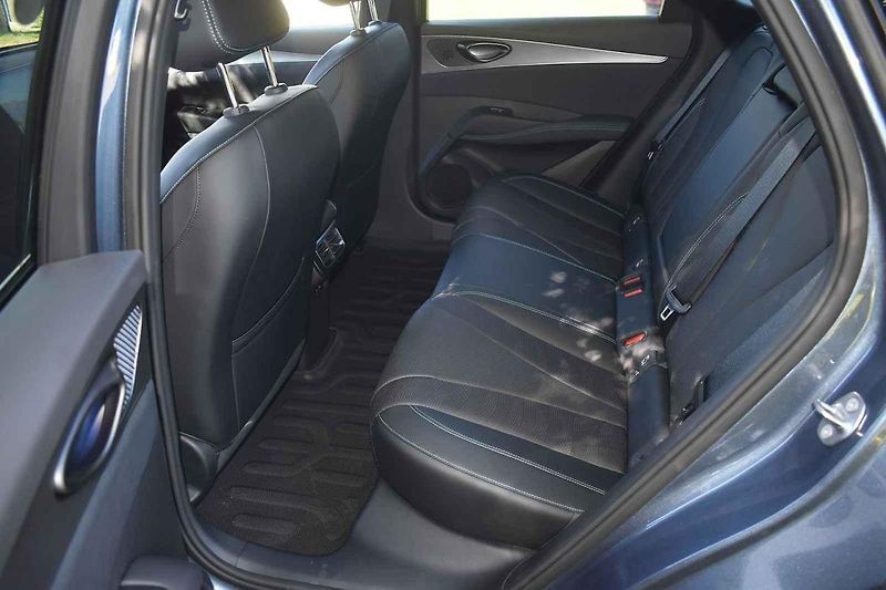 Byd Seal 6 Touring má plug-in hybridní pohon.