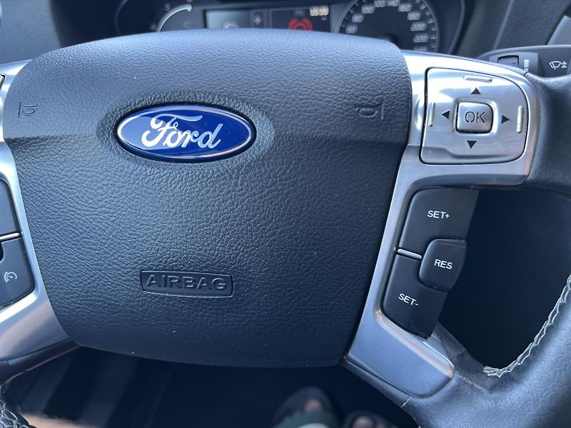 Ford Mondeo Titanium 2.2TDCi 147kw KAMERA - fotka 16 z 41