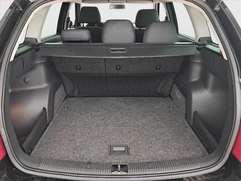 Škoda Fabia (2009) 1.4 16V, nová STK - fotka 13 z 17