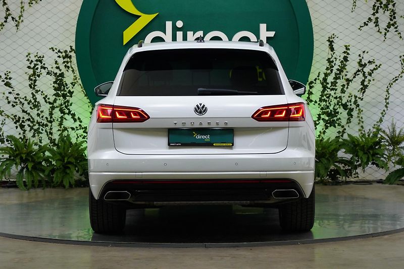 Volkswagen Touareg - fotka 6 z 24