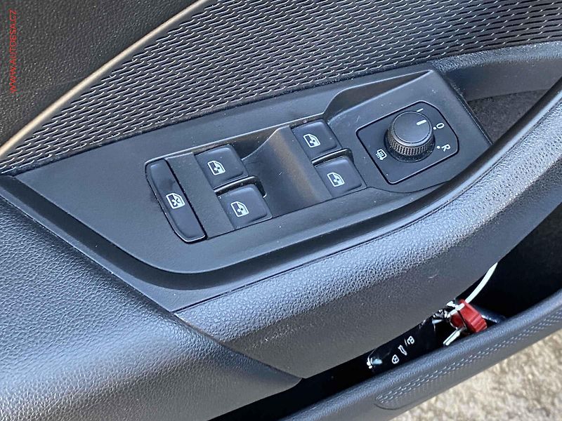 Škoda Octavia (2020) 1.0 TSi, ČR, Active, navi - fotka 11 z 18