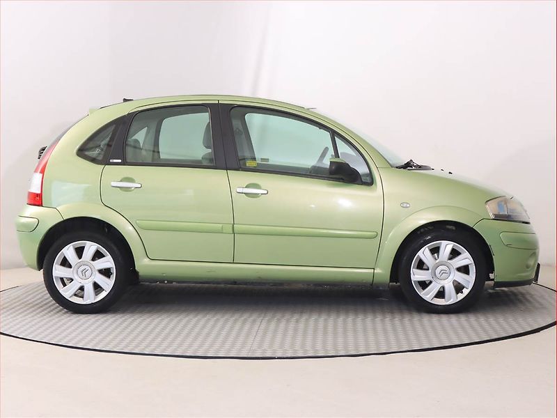 Citroën C3 (2006) 1.6 16V, nová STK - fotka 6 z 16