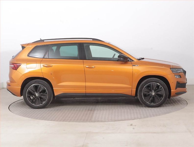 Škoda Karoq (2022) Sportline 2.0 TSI - fotka 6 z 16