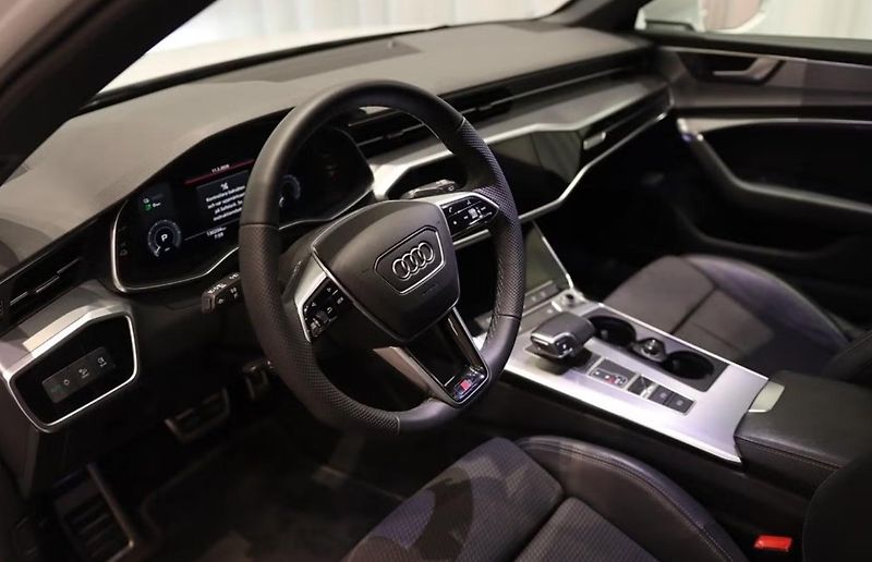 Audi A6 Avant 55 e TFSI Q Tažné Matrix Kam. - fotka 13 z 25