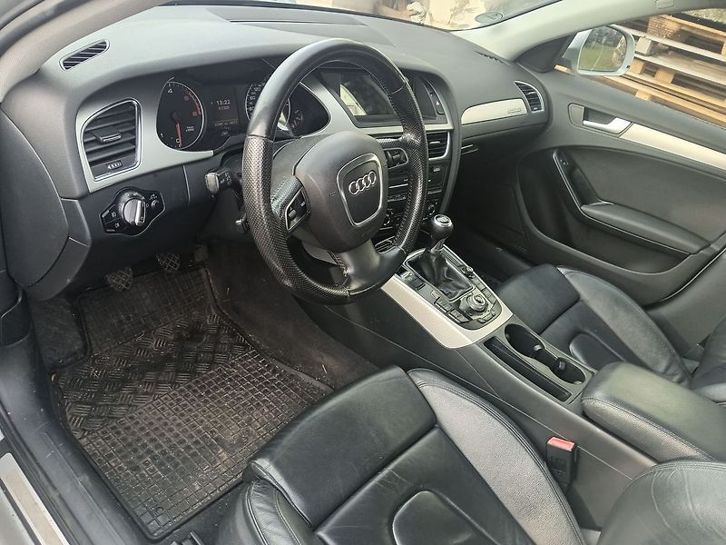 Audi A4 2.0 TDI ALLROAD 4x4 Panorama - fotka 11 z 22