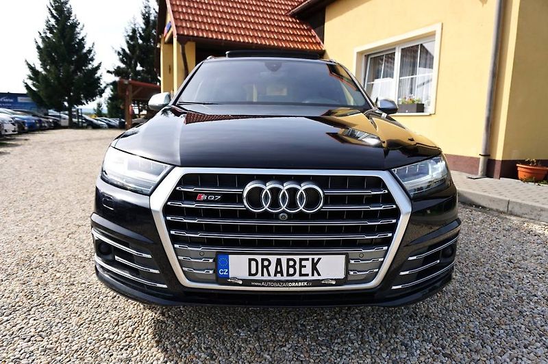 Audi SQ7 (2017) SQ 4,0 TDI V8 320 kW - fotka 9 z 55