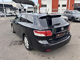 Toyota Avensis 2.2 - náhled 7