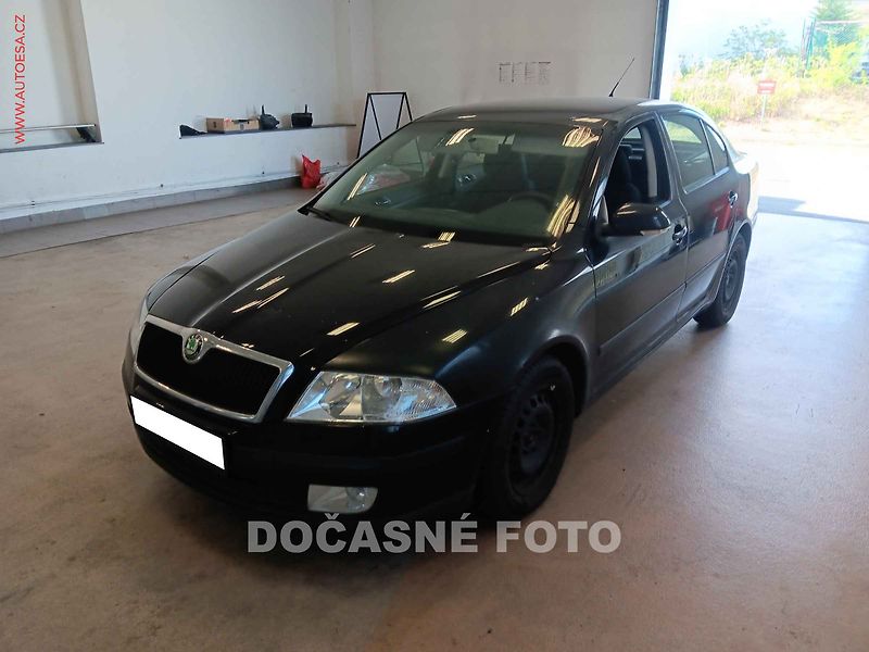Škoda Octavia (2007) 1.9 TDI, 2.maj,ČR, Elegance - fotka 1 z 3