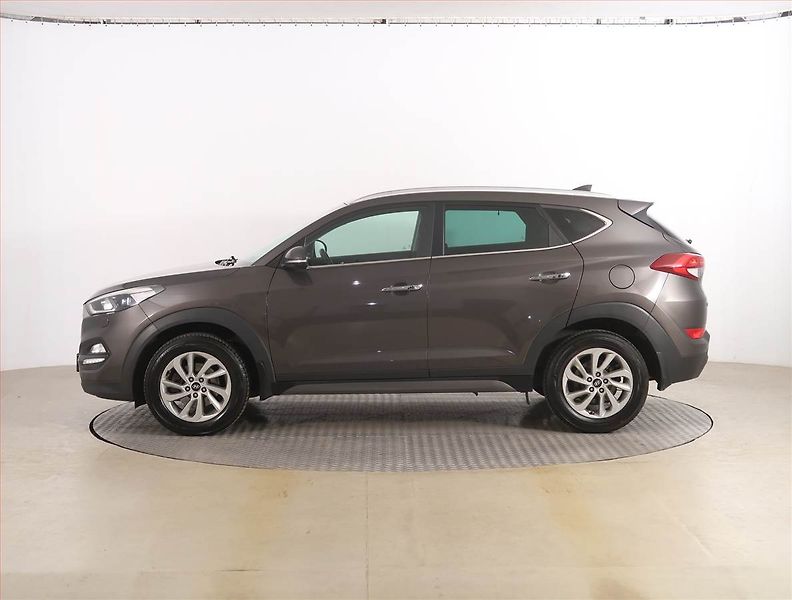 Hyundai Tucson (2016) 1.7 CRDi, Serv.kniha, Navi - fotka 3 z 19