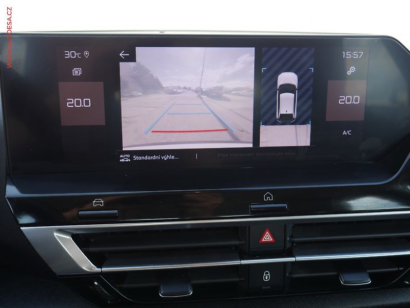 Citroën C4 (2021) 1.2 PT, ČR, servis.kniha, LED - fotka 12 z 16