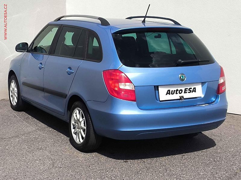Škoda Fabia (2013) 1.2 TSi, 2.maj,ČR, AC, kamera - fotka 6 z 16