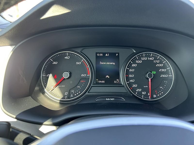 Seat Ateca XPERIENCE 2.0 TDI 150K DSG - fotka 18 z 22