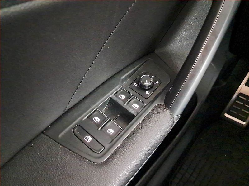 Volkswagen Tiguan (2019) 2.0 TDI - fotka 21 z 22