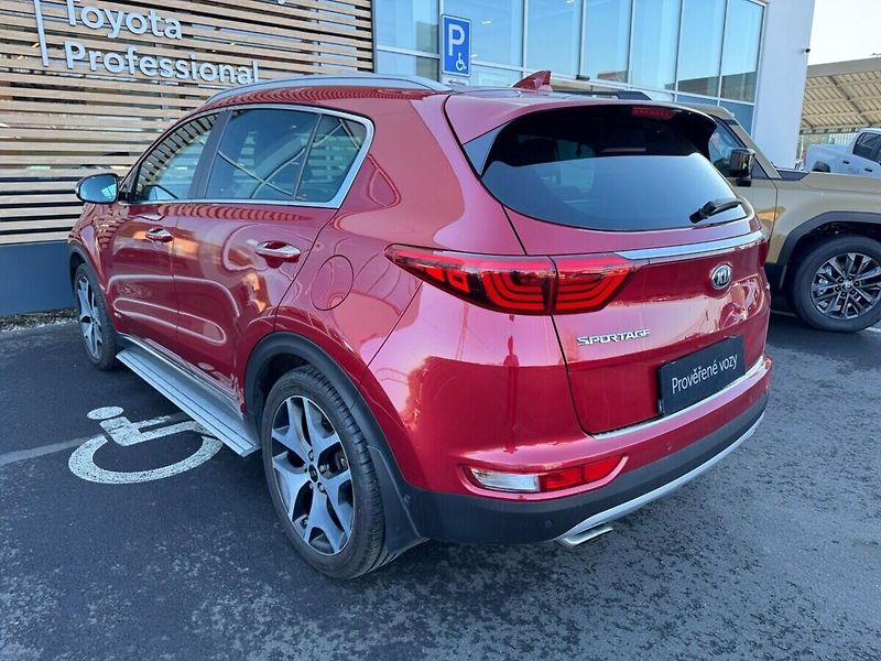 Kia Sportage GT LINE - fotka 2 z 19