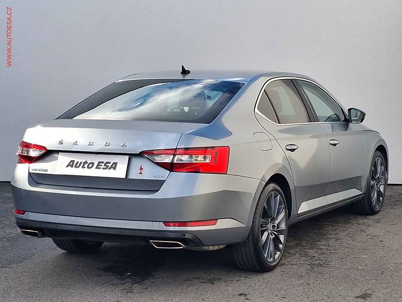 Škoda Superb (2019) 2.0 TSi 4x4, 2.maj,ČR, DSG - fotka 4 z 22
