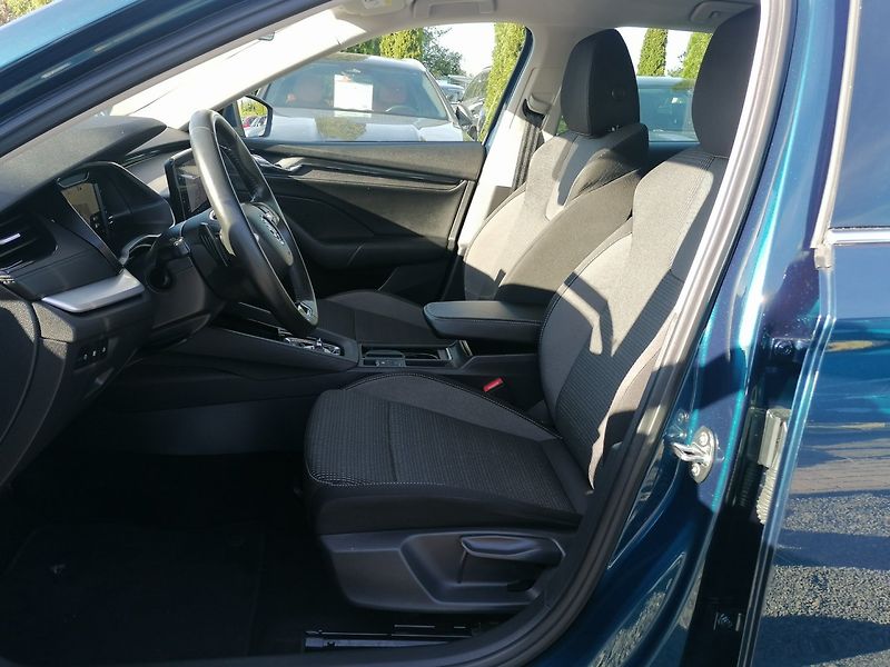 Škoda Octavia (2021) 1.4 TSi iV PHEV 150kW Plug in - fotka 9 z 39