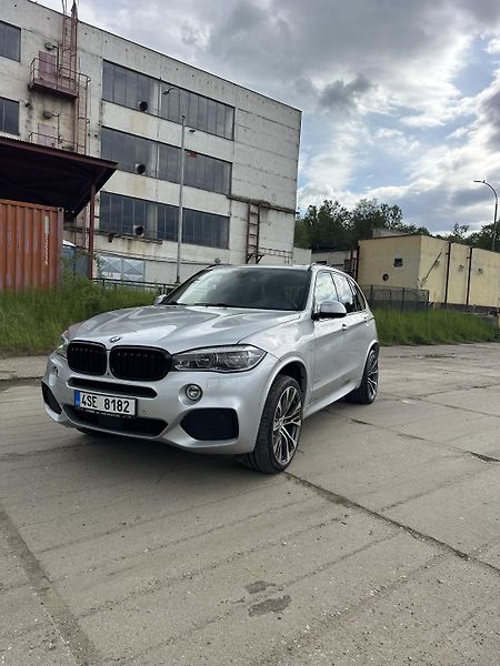 BMW X5 (2018) - fotka 2 z 13