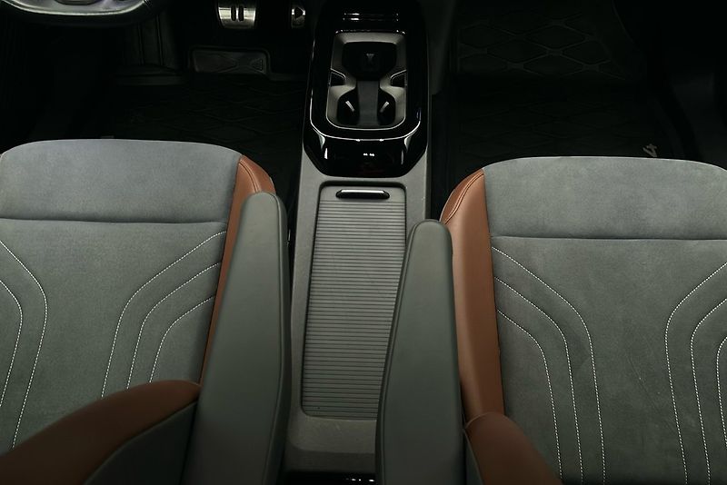 Volkswagen ID.4 Pro Performance ACC Taž Kamera - fotka 13 z 24