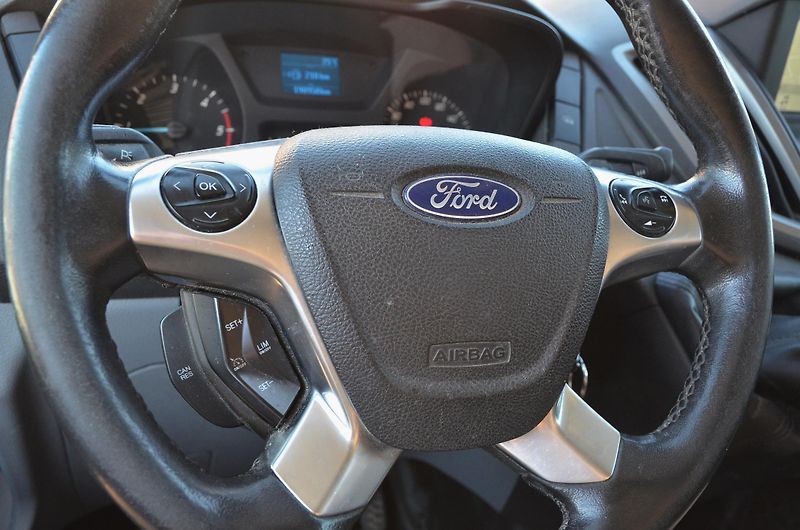 Ford Transit (2018) L3H2 2.0 TDCi / KLIMA / NAVI - fotka 19 z 34