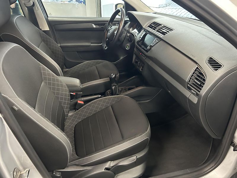 Škoda Fabia (2022) 1.0TSi 70kW Klima Alu - fotka 24 z 24