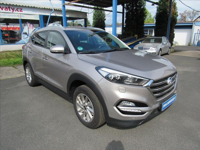 Hyundai Tucson 1,6 GDi 97kW Premium - fotka 3 z 32