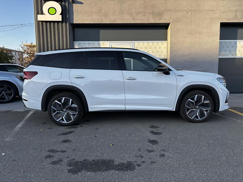 Škoda Kodiaq (2025) Sportline 2.0 TDI (142 kW) 4WD - fotka 2 z 12