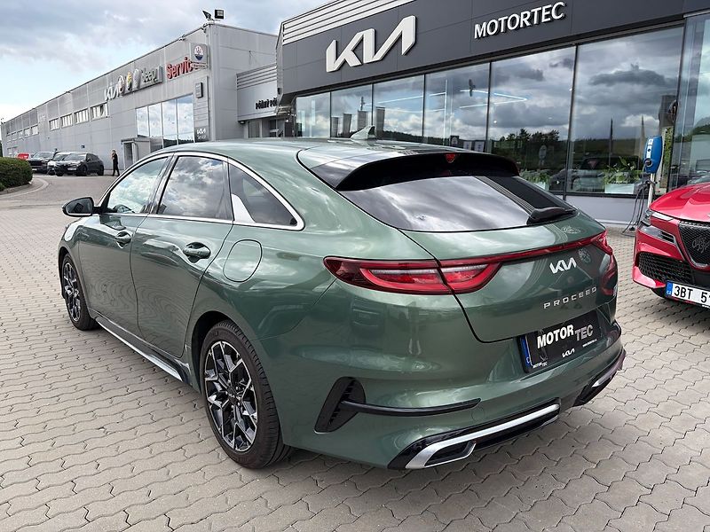 Kia Pro_Ceed 1.5 T-GDi 7DCT GT-Line Plus - fotka 4 z 10