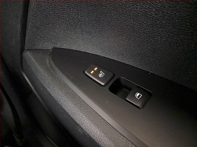 Kia Sportage (2022) 1.6 T-GDI - fotka 18 z 18