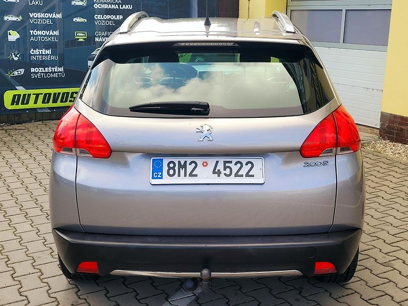 Peugeot 2008 PT Allure *ROZVODY*serv.kn     - fotka 10 z 46