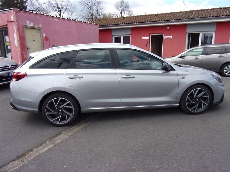 Hyundai i30 1,6 CRDI MHEV N Line Premium A - fotka 6 z 30