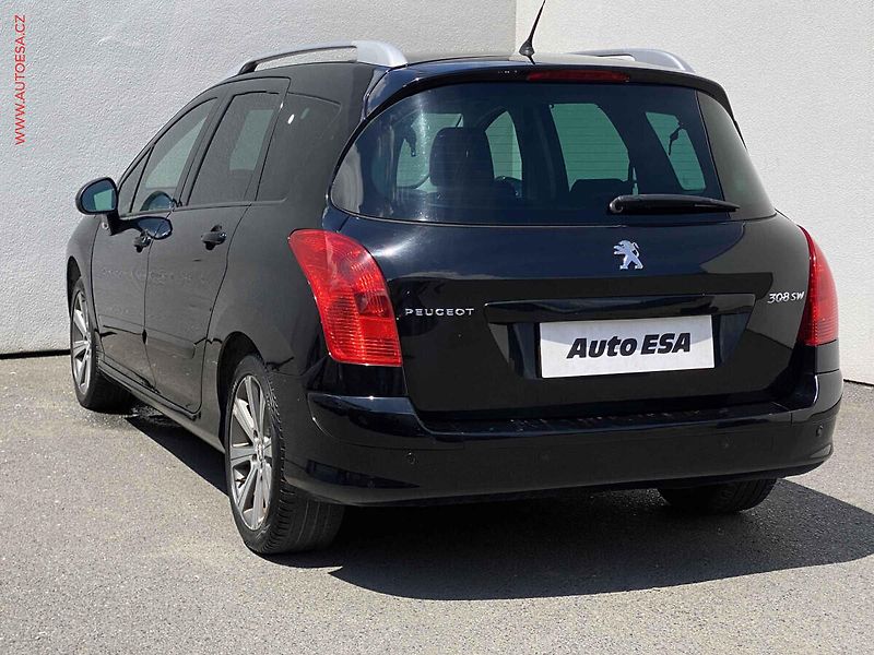 Peugeot 308 (2012) 1.6 VTi, Premium, +kola - fotka 6 z 18