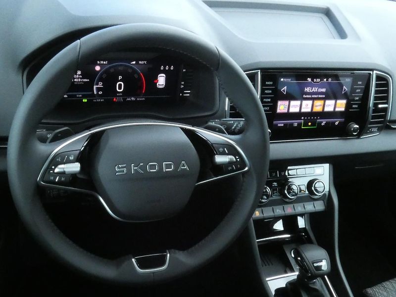 Škoda Karoq (2026) Top Selection 1.5 TSI 110 kW D - fotka 17 z 30